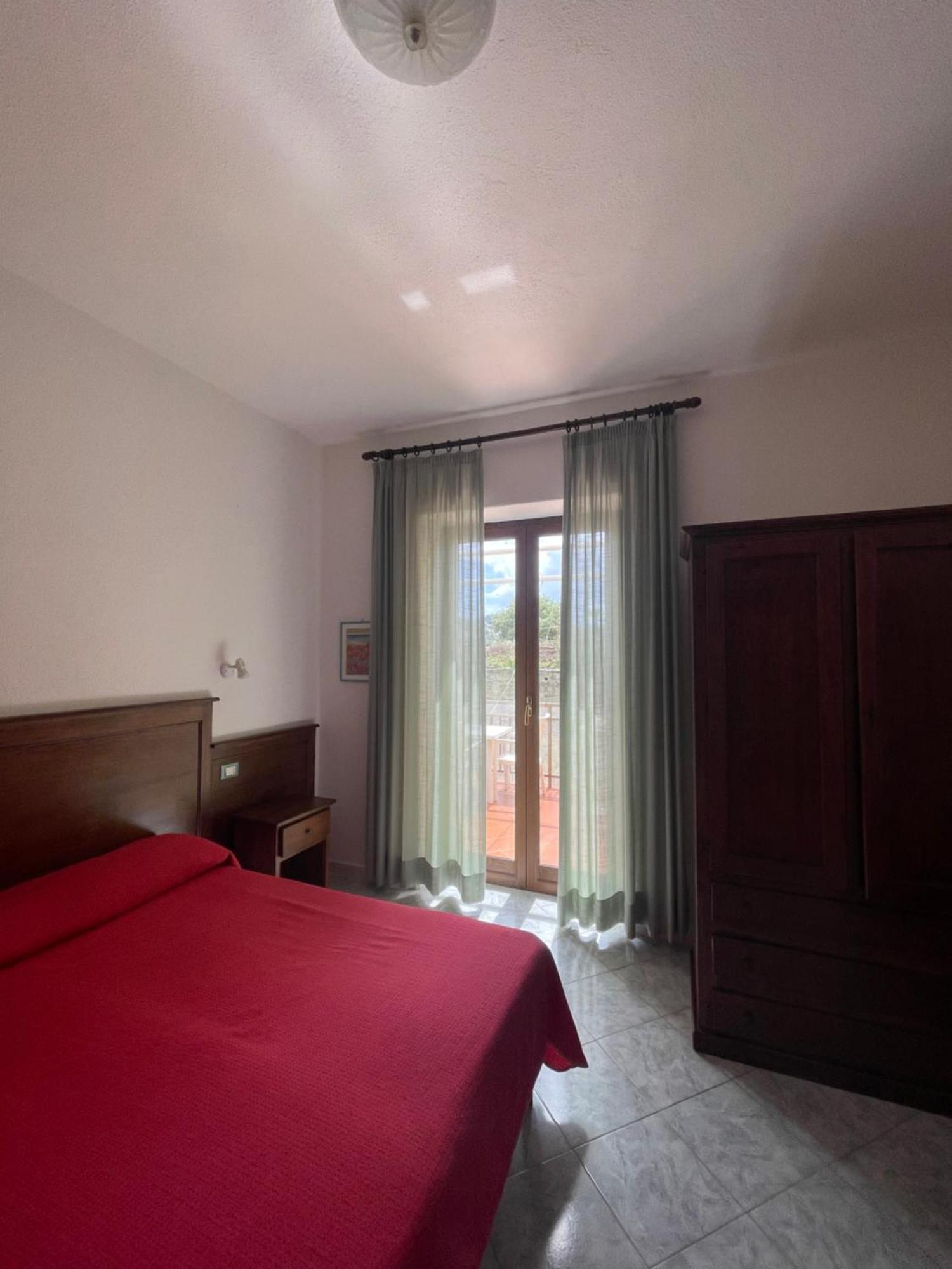 Residence Andrea A Mare Forio di Ischia Екстериор снимка