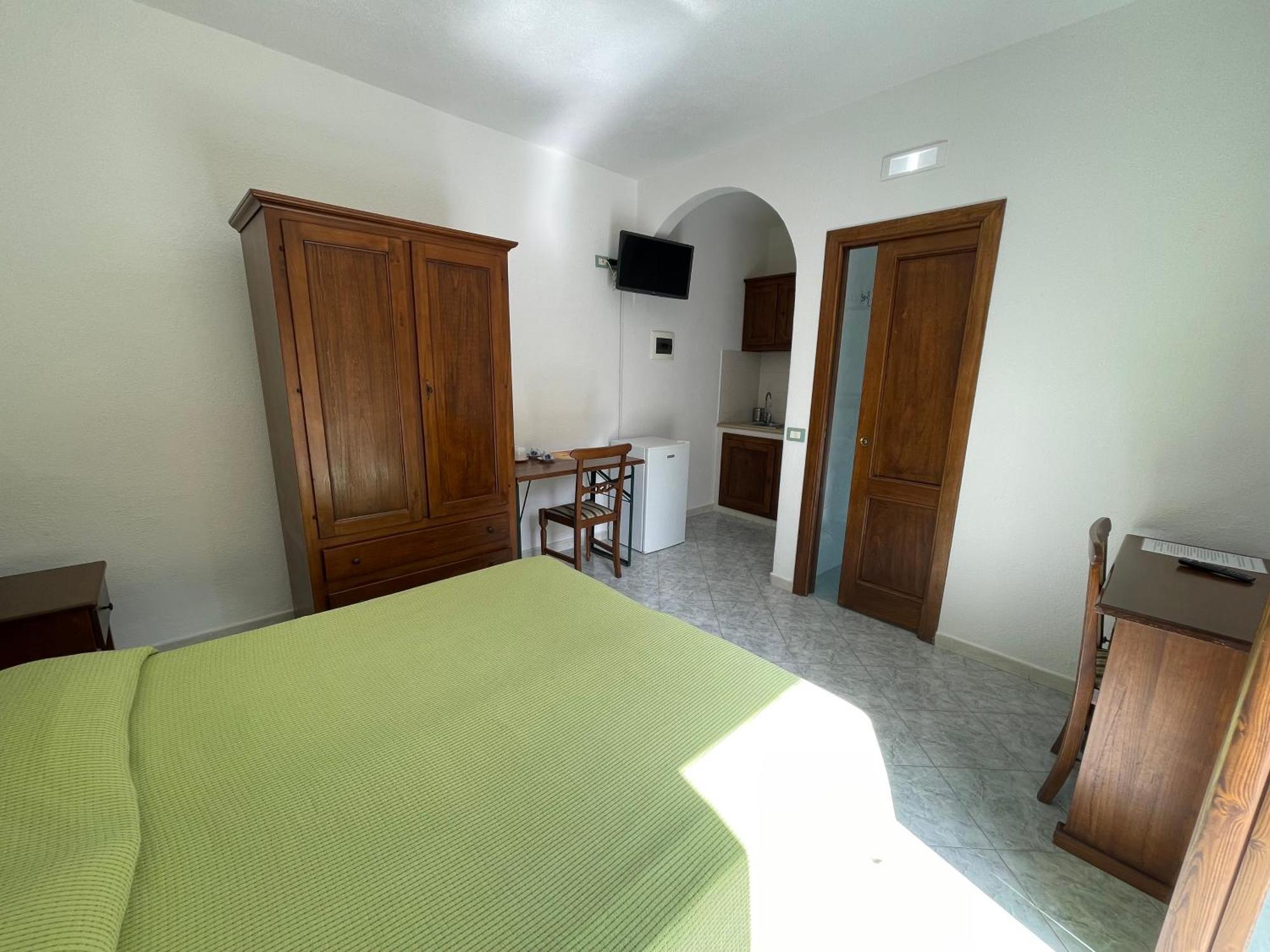 Residence Andrea A Mare Forio di Ischia Екстериор снимка