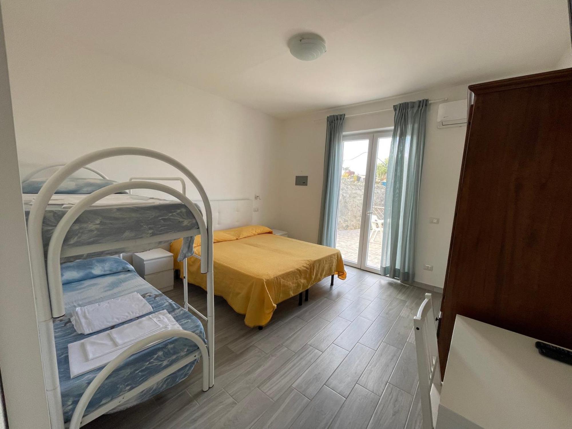 Residence Andrea A Mare Forio di Ischia Екстериор снимка