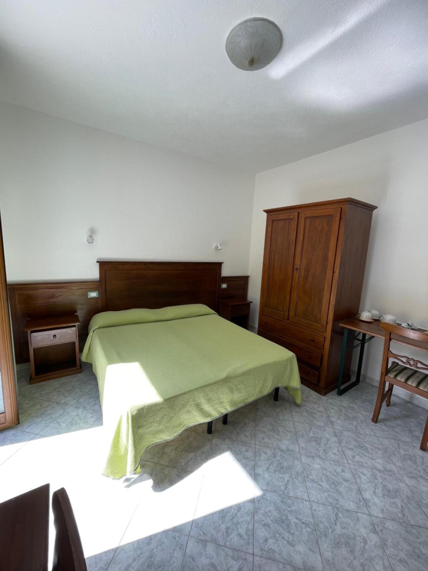 Residence Andrea A Mare Forio di Ischia Екстериор снимка